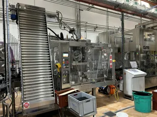 Linie izobarică de îmbuteliere pentru vin spumant cu monobloc GAI 4033, fotografia 1 din 19