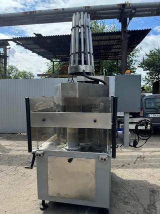 Mașină de montat botnițe Robino & Galandrino cu 4 capete, fotografia 4 din 19