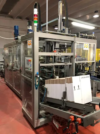 Linie de îmbuteliere pentru vin spumant, 15 utilaje, fotografia 5 din 24