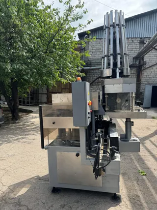Mașină de montat botnițe Robino & Galandrino cu 4 capete, fotografia 6 din 19